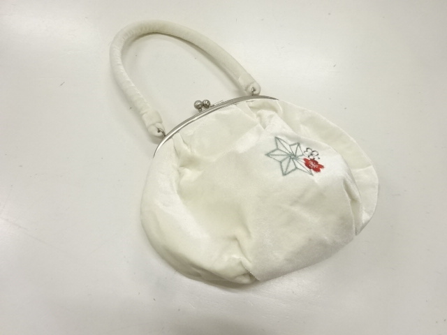 未使用品　ビロードがま口手提げバッグ